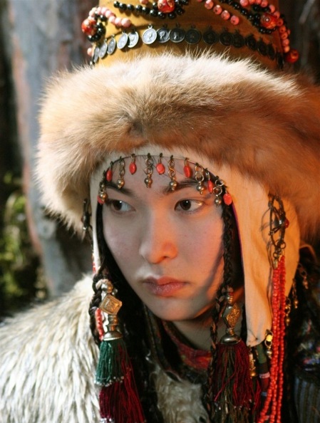 Кадр з фільму "Келін"