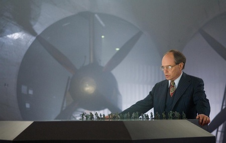 Кадр з фільму "Коробка"