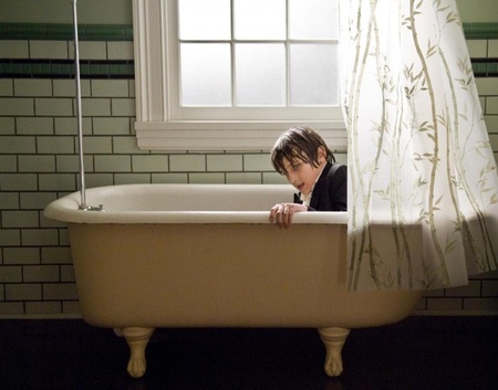 Кадр з фільму "Коробка"